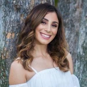 Meet your Posher, Gabrielle